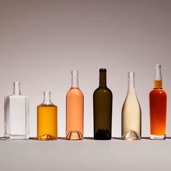 50ml 100ml 200ml 250ml 500ml 700ml 750ml Botella de cerveza de 1 litro Licor helado a medida Vodka Fabricante de botellas de vidrio Gin Whisky Tequila Ron Botella de perfume