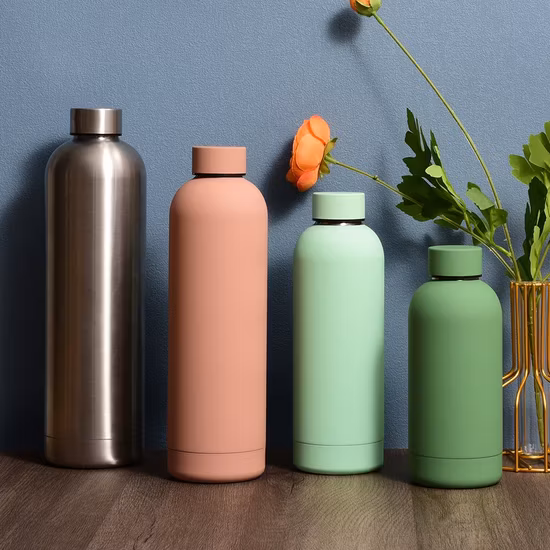 Libre de BPA Fancy Wholesale Beber OEM Colorido Metal Custom Portable Termal Vacío Gym Termos Deportes calientes con aislamiento de acero inoxidable Frasco Botella de agua